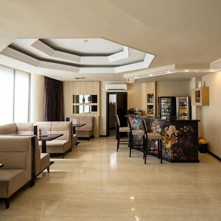 Hotel Alex Galaţi Buitenkant foto
