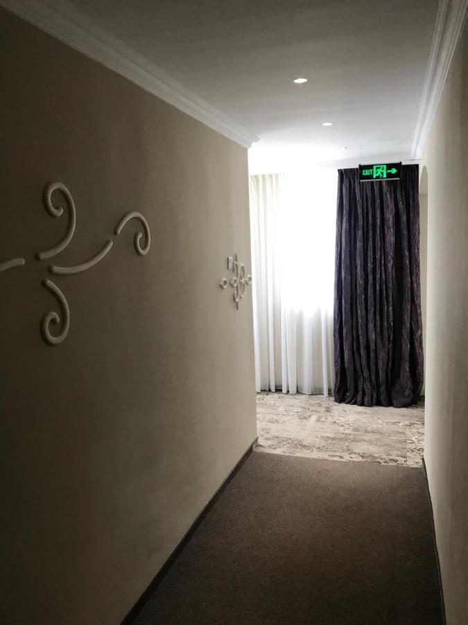 Hotel Alex Galaţi Buitenkant foto
